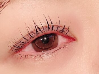 フォルチェ(Folche Esthetic&Eyelash&Nail)の写真/【次世代まつげパーマ《パリジェンヌ》】自まつげを根元から立ち上げ自然で上品なパッチリ印象eyeに♪