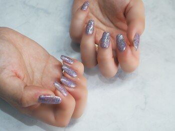 ネイルサロン レボルデ/