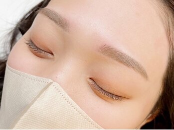 ホワイトアイ 川口(WHITE EYE)の写真/【眉毛専門店】アイブロウWAX1回￥4480！骨格・筋肉から黄金比率を分析！第一印象は眉毛で変わる♪