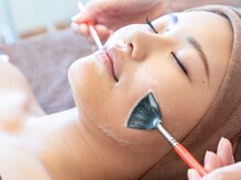 大人女子のためのたるみ改善サロン　Charmant【シャルマン】/ララピール施術