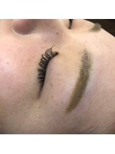 フリルアイビューティ 豊中店(Frill Eye Beauty)/