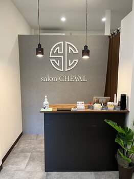 シュバル(CHEVAL)/サロン内紹介
