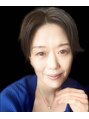 ブリジア(Brizzia) 黒.ネイビー.柄物&50年代アメリカ風のファッションが好きです♪