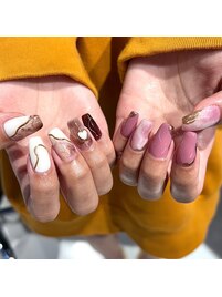 ニュアンスネイル　うねうね