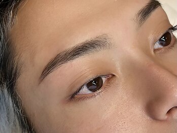 エミュ(e'mu)の写真/年間1500名以上施術実績◎パーソナル美眉アイブロウでお顔全体の印象を変えよう♪初めての方にもオススメ◎