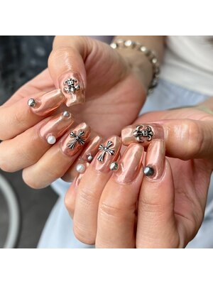 nail salon UZU 心斎橋店