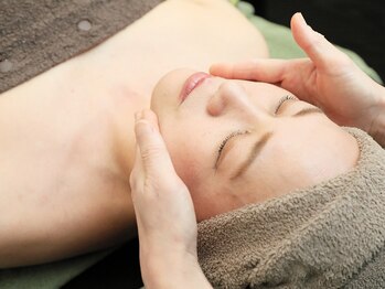 ビーオリビン(B-olivine)/毛穴洗浄&炭酸パック