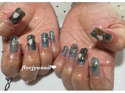 フロージュ ネイル(florjyu nail)の写真
