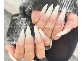 マグロ ネイルサロン/