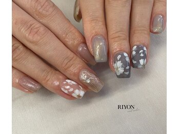 リヨン(RIYON)/flower design