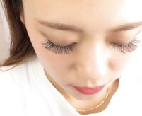 プリュムアイラッシュ(plume eyelash)