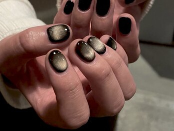 ネイル アトリエ フイユ イセサキ(Nail atelier Feuill isesaki)/magnet design