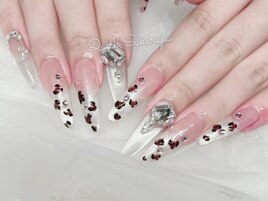 アニマルフレンチネイル