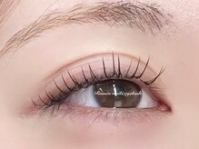 ルミア(Rumia)/LEDナチュラルマツエクデザイン