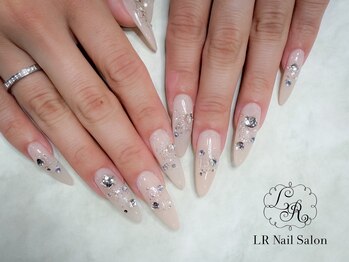 エルアールネイルサロン 梅田本店(LR)/梅田/ネイル《19000円》