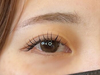 リアン(Lien)の写真/華やかな目元で特別な日をもっと輝かせる!!自まつ毛+マツエクでボリュームもUP♪ぱっちり素敵なお目元に☆