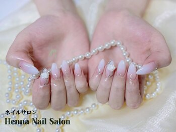 ヘンナコンス(Henna Kongs)/ホワイトローズで清楚感☆