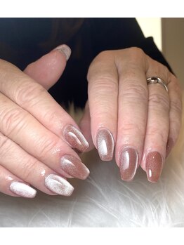 ナナイロプラス(nanairo+)の写真/【マグネット平日5,500円】今ならご新規様限定で、ワンカラー・ラメグラにラメorストーン6粒プレゼント☆