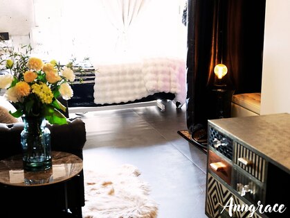 アングレイス(Anngrace)の写真