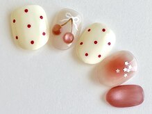 ネイルアトリエ いちごパフェ