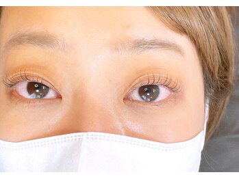 デイズ アイ ベクシー(Day`s eye Becsy)/ラッシュリフト