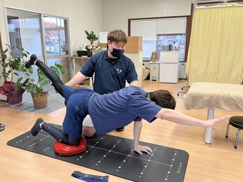 スポーツ整体院快癒庵ひいらぎ/