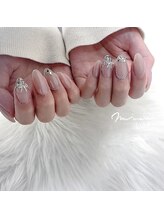 ムーネイル(Mu'nail)/mika nail