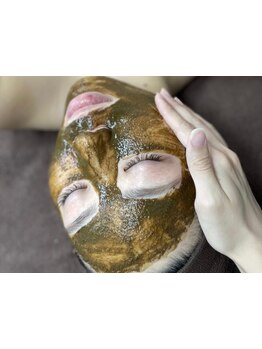 ホウレイ線・たるみ改善！予防ケア