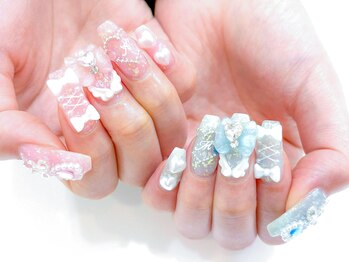 アシメントリー★お姫様ネイル