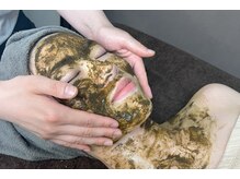 ディーキャットリー(D Catrry)/ハーブピーリング