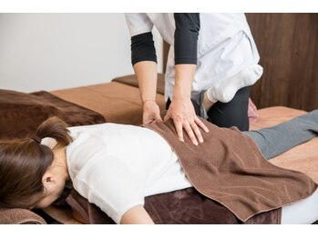 山二ツちひろ接骨院 整体院