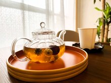 楽和の雰囲気（全ての施術メニューに漢方健康茶が付いています。）