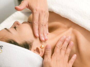 ラローズ(La Rose)/デコルテ~ヘッドまでマッサージ