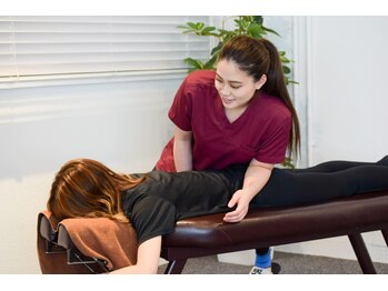 『本格整体・骨盤・姿勢矯正・肩コリ腰痛』J'Sメディカル整体院 西梅田院/7)ゆったりリラックス施術♪整体