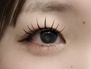 オーマ アイラッシュ 千葉店(OMA eyelash)の写真/下がりまつげさんにおすすめのLDカールも導入★フラットラッシュで軽やかな理想の目元へ！