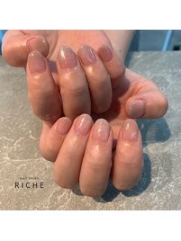 大人ヌーディーネイル