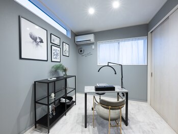 モノスネイル(monos nail)