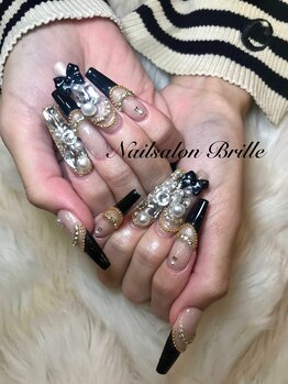 エスフィーネイルサロン ブリーユ(Esfy nailsalon Brille)/黒フレンチスカルプ
