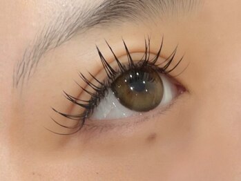 シピー(chipie by anon)の写真/韓国風束感やワンホンマツエクが大人気♪モチがいいフラットラッシュも◎豊富な経験と高い技術に定評あり！