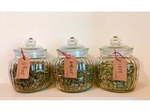 はづきの雰囲気（季節に合わせた野草を楽しめます。）