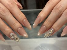 アレーズネイル(Alaise Nail)の雰囲気（つけ放題/マグネット/ビジュー/ガーリー/ワンホン/韓国）