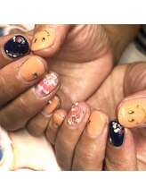 トータルサロン 白べぇーっ プラス/スマイルネイル