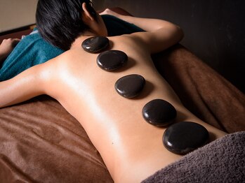 サニープライベートサロン(SUNNY PRIVATE SALON)/ホットストーントリートメント