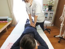 カイロプラクティックひづる/施術の様子