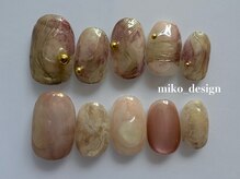 メルファッジ(mer fudge)/ニュアンスネイル