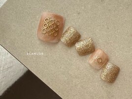 ベージュフットネイル