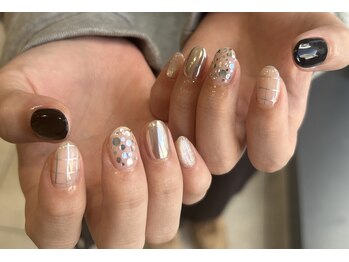 ラズワルド(Lazward)/ブラック×シルバーニュアンス