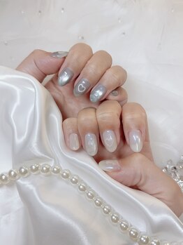 ハート埋め込みネイル