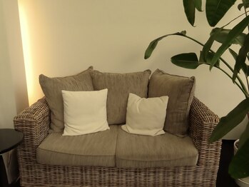 ヴィベル(vi Belle)/ソファでお飲み物もご用意します