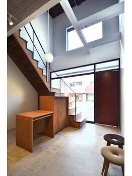 イーストアッカ アイラッシュ(East AkkA eyelash)/